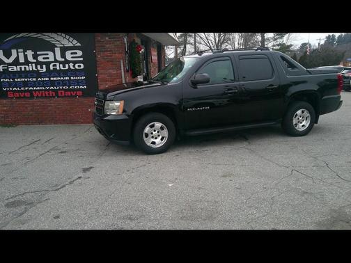 2011 Chevrolet Avalanche 1500 LS