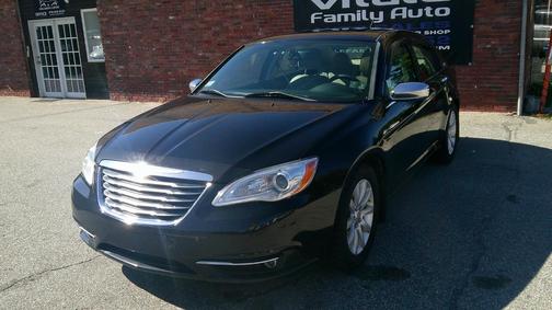 2014 Chrysler 200 Limited