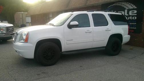 White 2013 GMC Yukon SLT
