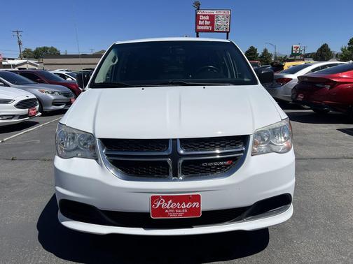 White Knuckle Clearcoat 2017 Dodge Grand Caravan SE