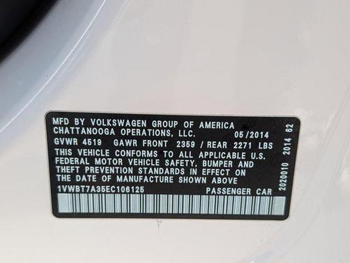 2014 Volkswagen Passat 1.8T Auto Sport