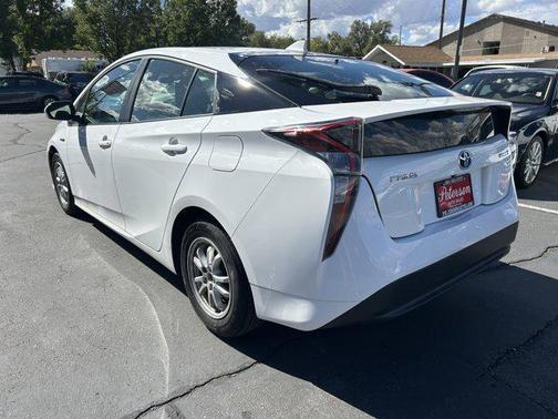 2016 Toyota Prius Two