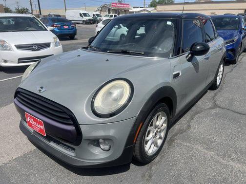 Moonwalk Grey Metallic 2016 MINI Hardtop Cooper