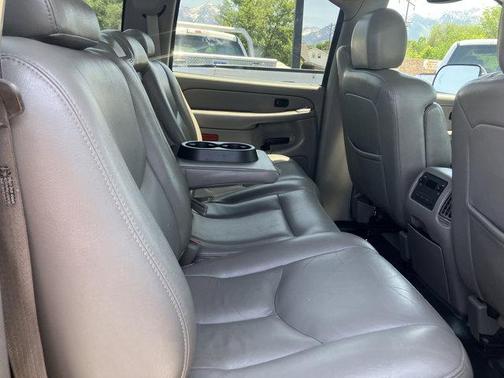 2004 Chevrolet Silverado 2500 LT H/D Crew Cab
