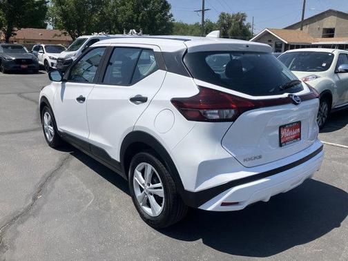 2021 Nissan Kicks S