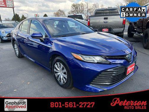 2018 Toyota Camry Hybrid LE