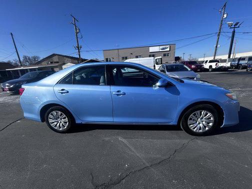 2013 Toyota Camry LE