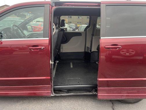 Octane Red Pearlcoat 2019 Dodge Grand Caravan SXT