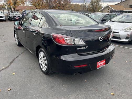 2013 Mazda Mazda3 i SV