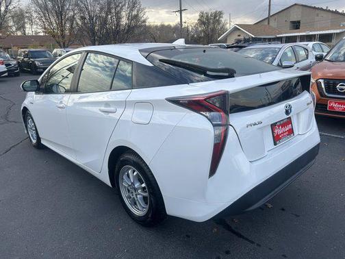 2016 Toyota Prius Two