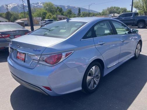 2013 Hyundai SONATA Hybrid Limited