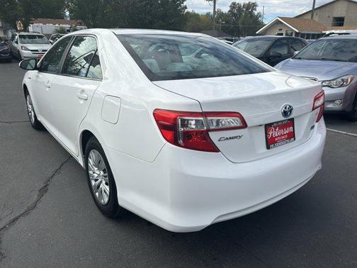 2014 Toyota Camry Hybrid LE