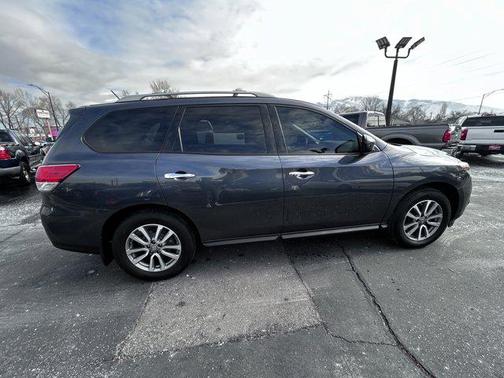 2014 Nissan Pathfinder SV