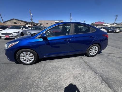 Admiral Blue 2020 Hyundai Accent SE