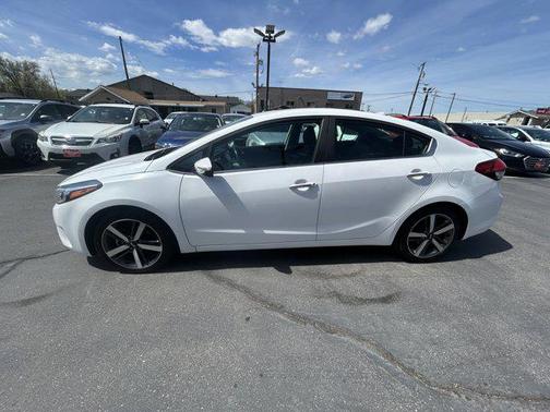 Snow White Pearl 2018 Kia Forte EX