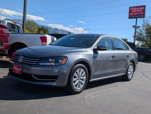 2014 Volkswagen Passat 1.8T S