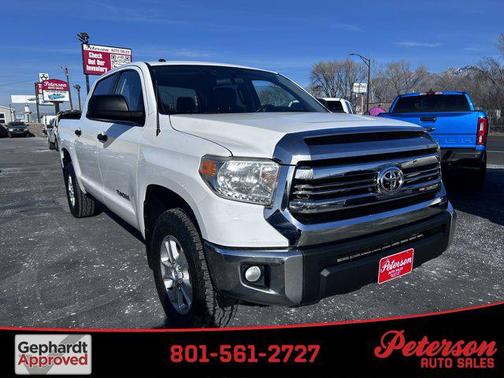 2017 Toyota Tundra SR5