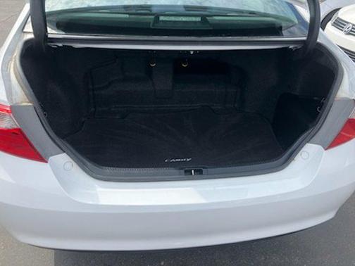 2016 Toyota Camry Hybrid LE