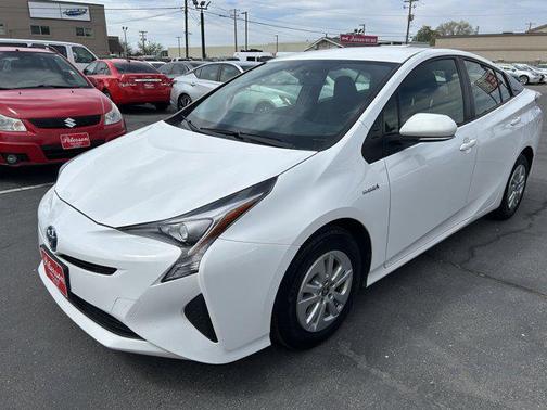 2016 Toyota Prius Two