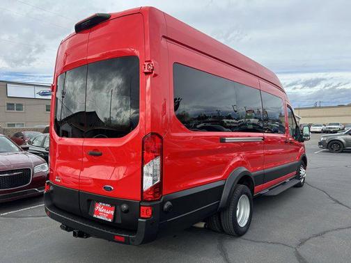 2022 Ford Transit-350 XLT