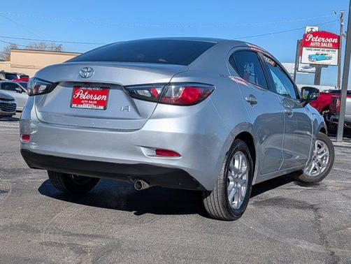 2017 Toyota Yaris iA Base