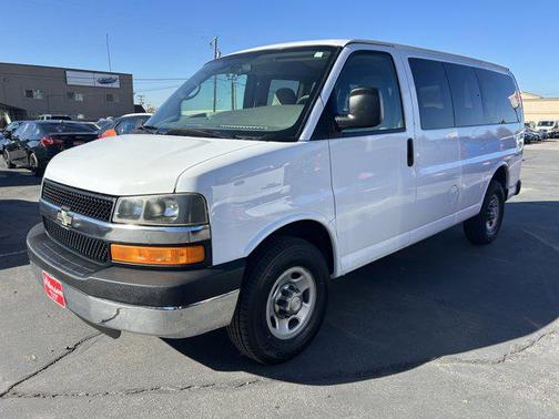 2008 Chevrolet Express 3500 Base