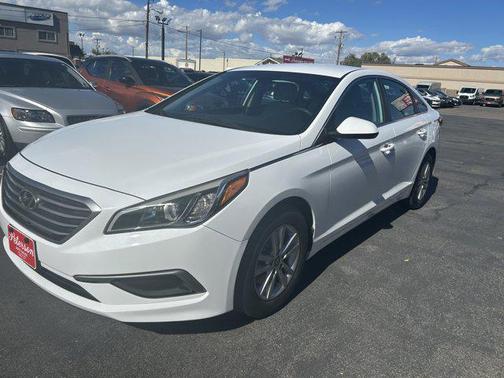 2016 Hyundai SONATA SE