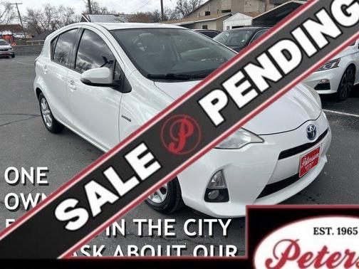 Super White 2012 Toyota Prius c Four