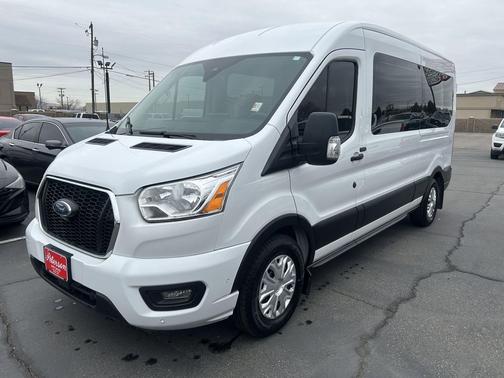 Oxford White 2022 Ford Transit-350 XLT
