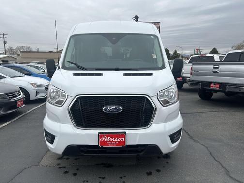 Oxford White 2022 Ford Transit-350 XLT