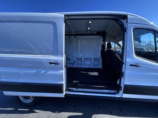 2021 Ford Transit-250 Base