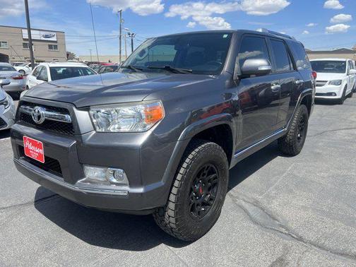 Magnetic Gray Metallic 2013 Toyota 4Runner Limited