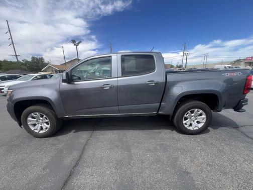 Satin Steel Metallic 2022 Chevrolet Colorado LT