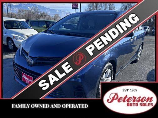 2020 Toyota Sienna SE