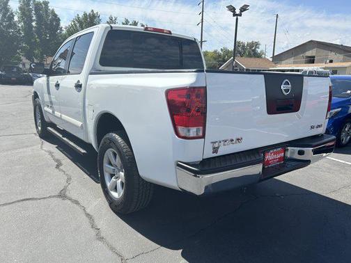 2012 Nissan Titan SV
