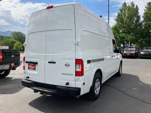 2020 Nissan NV Cargo NV2500 HD SV V8