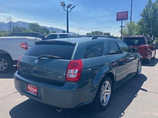 2005 Dodge Magnum RT
