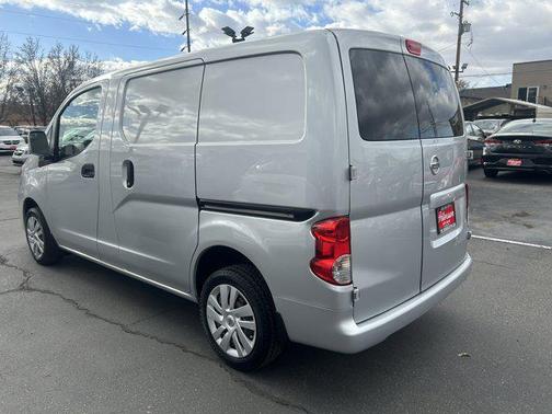 2017 Nissan NV200 SV