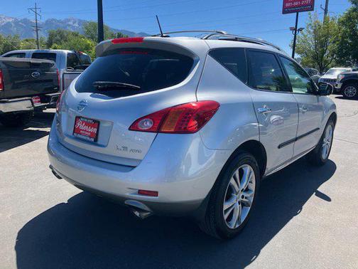 2010 Nissan Murano LE