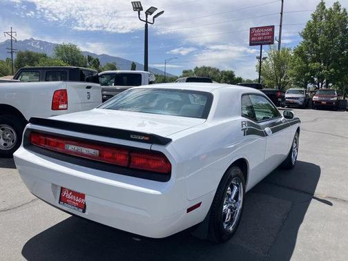 2010 Dodge Challenger SE
