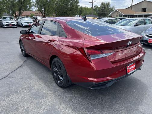 Ultimate Red 2023 Hyundai ELANTRA SEL