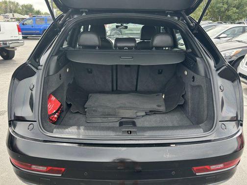 2017 Audi Q3 2.0T Premium