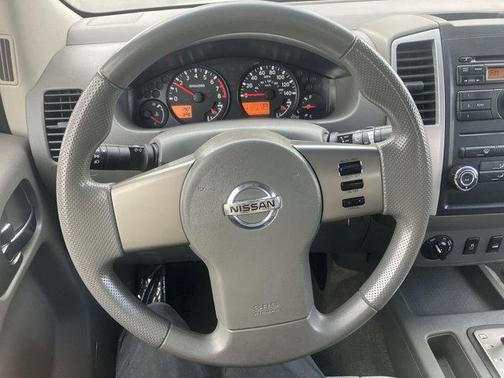 2012 Nissan Frontier SV