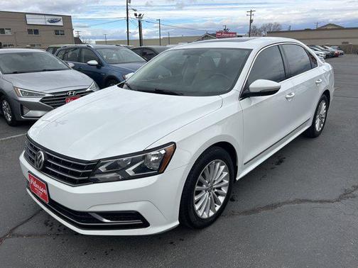 2016 Volkswagen Passat 1.8T SE