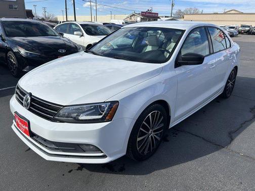2016 Volkswagen Jetta 1.8T Sport