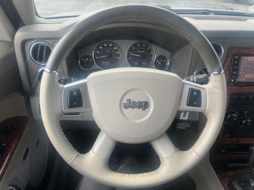 2010 Jeep Commander Limited