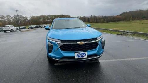 Marina Blue Metallic 2026 Chevrolet Trax LT