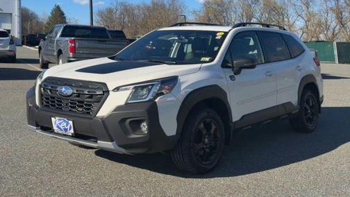 Crystal White Pearl 2022 Subaru Forester Wilderness
