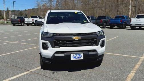 Summit White 2026 Chevrolet Colorado LT