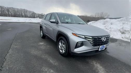 2023 Hyundai TUCSON SE